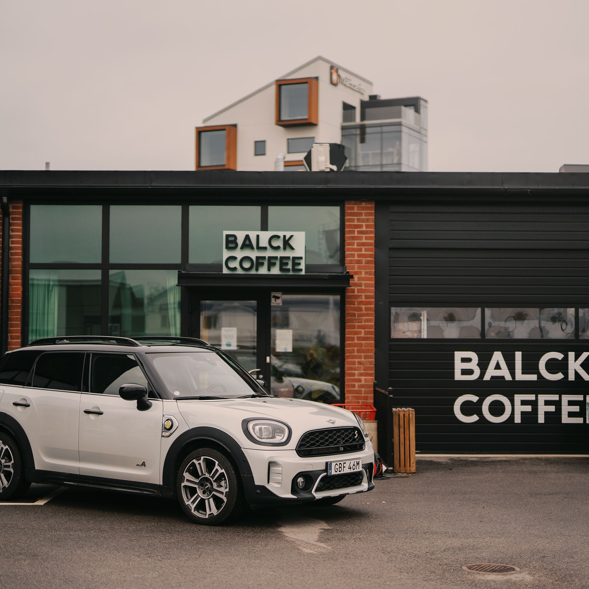 Minivoices – Balck Coffee – electric